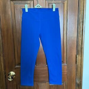 Fabletics | Royal blue cropped leggings Size S
